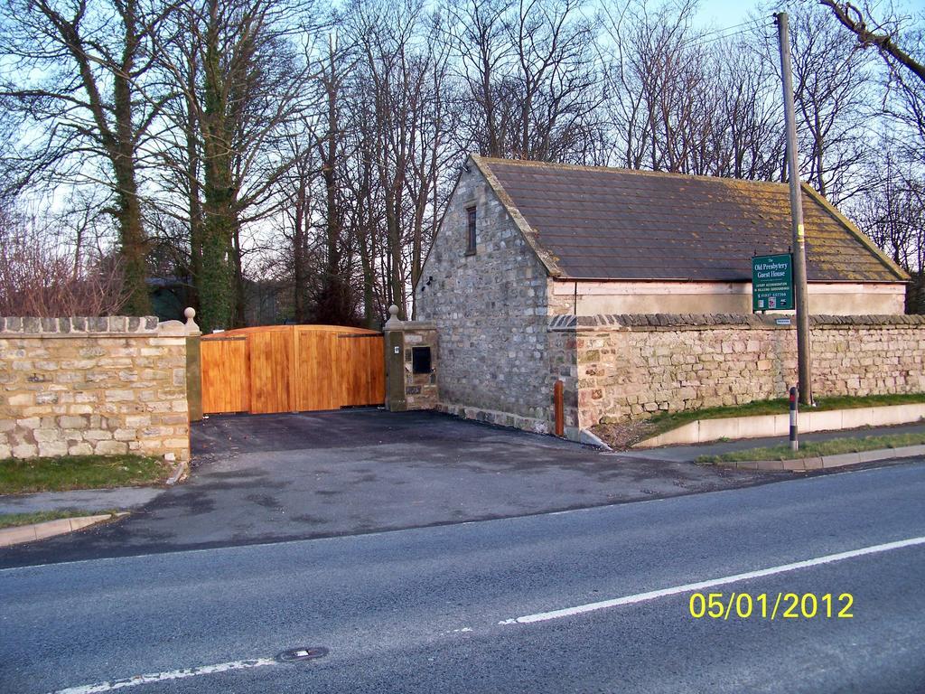 Old Presbytery Guest House Tadcaster Exterior photo